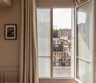 Deluxe Double or Twin Room with Balcony