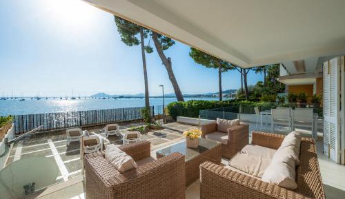 Three-Bedroom Superior Apartment