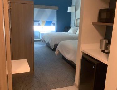 Queen Suite - Communications/Mobility Accessible