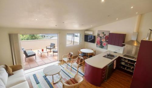 Three-Bedroom Apartment with Balcony