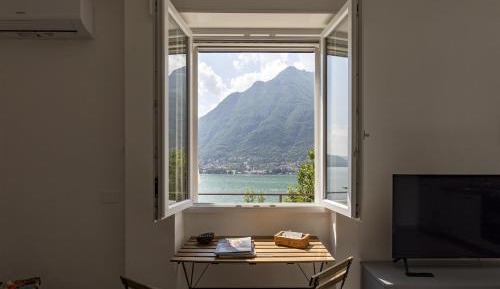 Superior One-Bedroom Apartment with Balcony