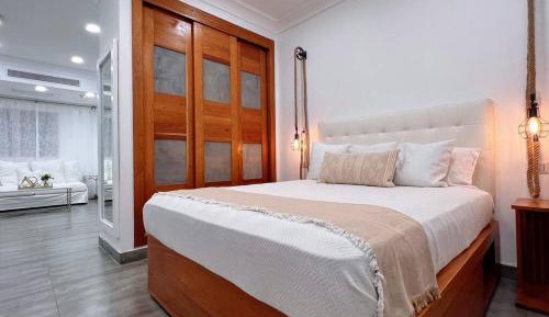 One-Bedroom Apartment with Sea View and Terrace