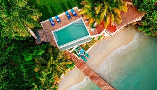 Villa - Beach Front
