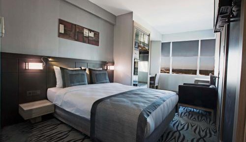 Superior King Room
