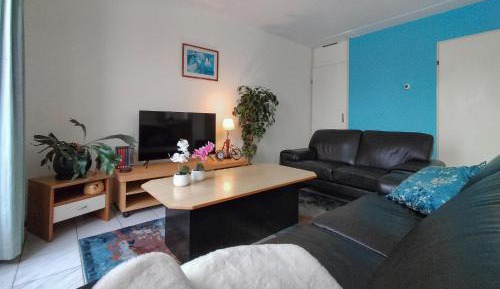 Three-Bedroom Holiday Home 