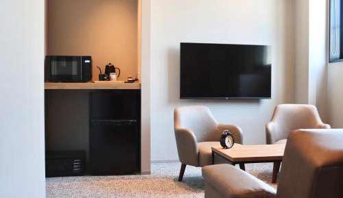 Deluxe Fourth (Non-Smoking)