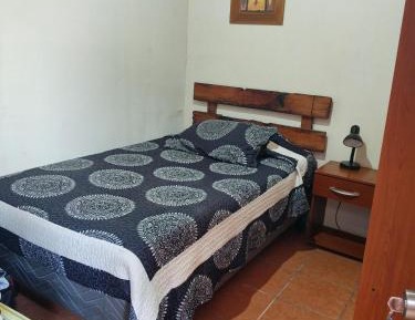 Single Room with Shared Bathroom