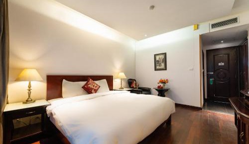 Deluxe Double Room with Balcony