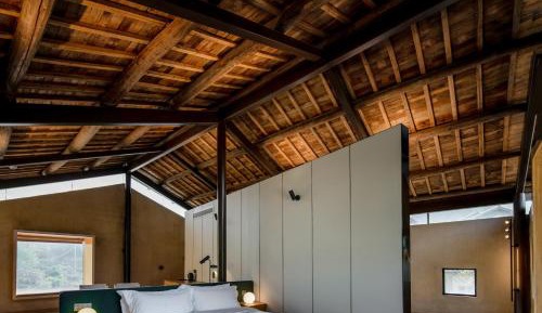 Double Room with Mountain View