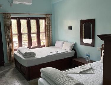 Triple Room with City View