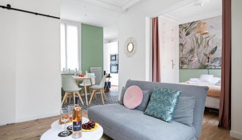 One-Bedroom Apartment