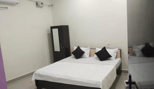 Standard King Room