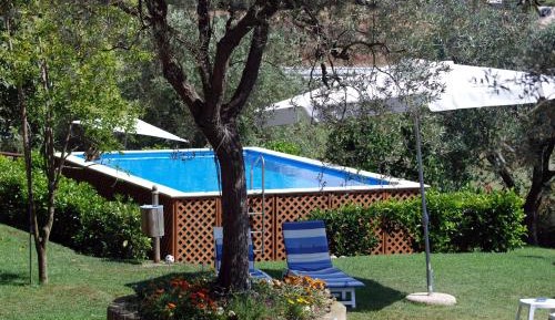 Apartment with Garden View