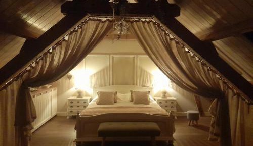 Deluxe Double Room with Extra Bed