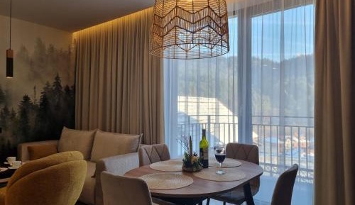 Premium Apartment with Mountain View