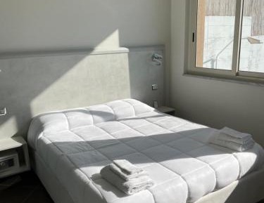 King Room with Pool View