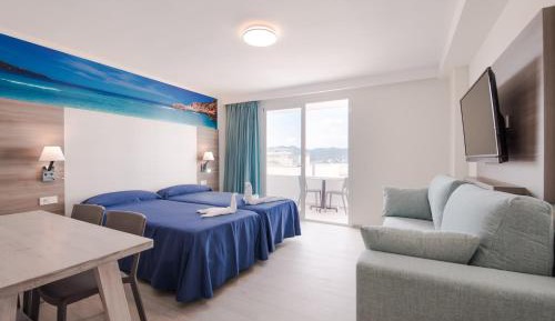 Studio with Sea View