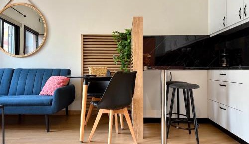 Superior One-Bedroom Apartment with Balcony