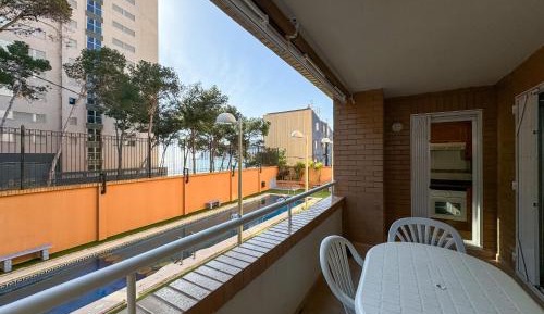 Two-Bedroom Apartment with Terrace and Sea View