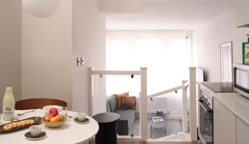 Deluxe One-Bedroom Suite