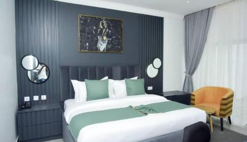 Deluxe King Room