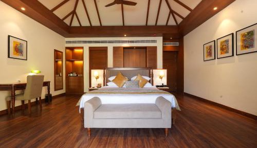 Suite with Private Pool