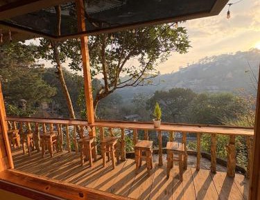 Family Room with Mountain View