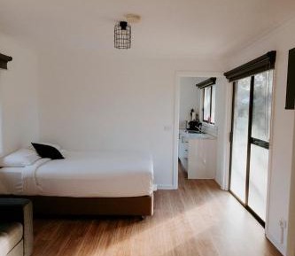 Queen Room with Garden View