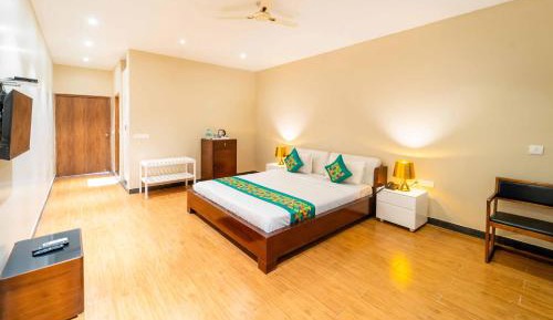 Standard Room with Balcony