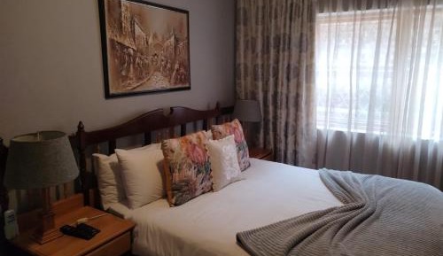 Deluxe Double Room with Shower