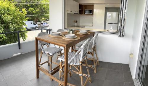 Apartment with Balcony