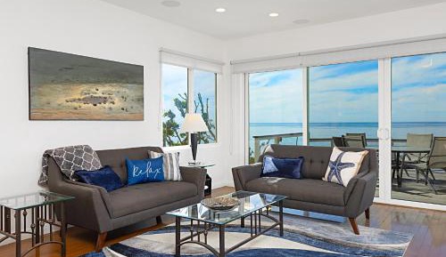 Three-Bedroom Holiday Home 