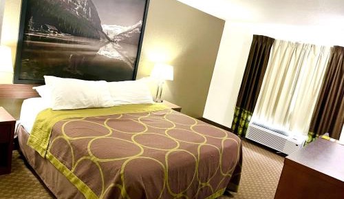 King Room - Non-Smoking