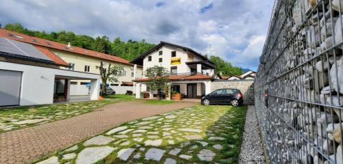 Two-Bedroom Apartment (4 Adults)