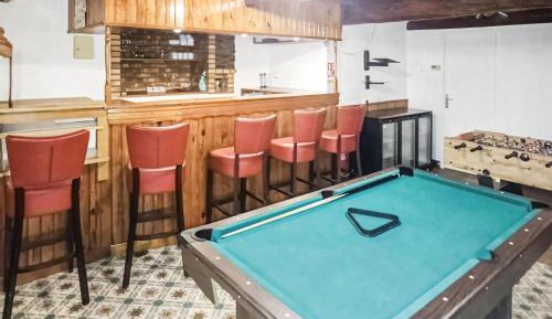 Seven-Bedroom Holiday Home