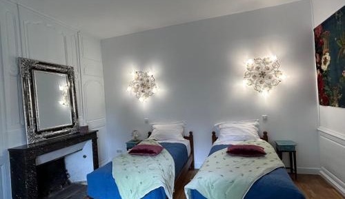Twin Room with Private Bathroom