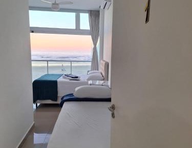 Deluxe Suite with Sea View