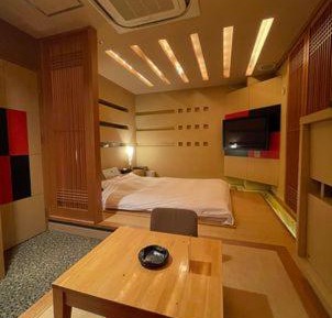 King Room