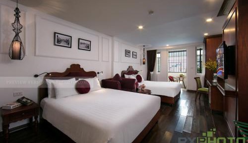 Quadruple Room with Balcony