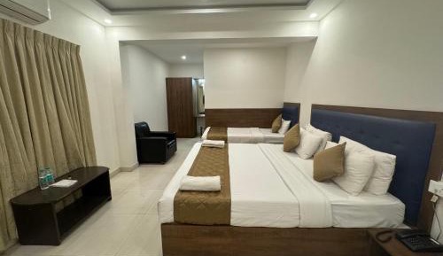Deluxe Family Room
