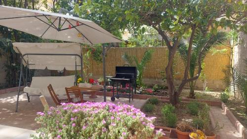 One-Bedroom Apartment with Garden View