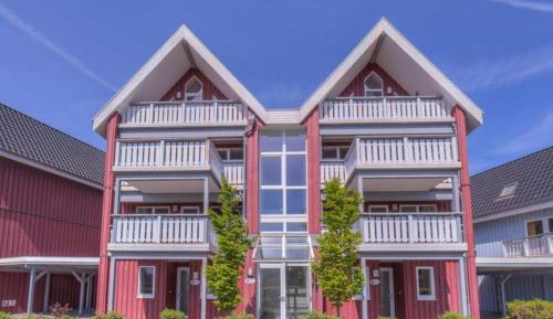 Apartment with Lake View