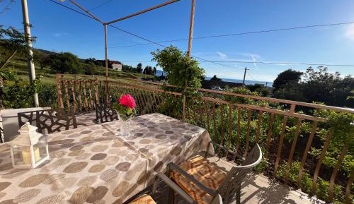  Two Bedroom Apartment with Terrace and Garden View