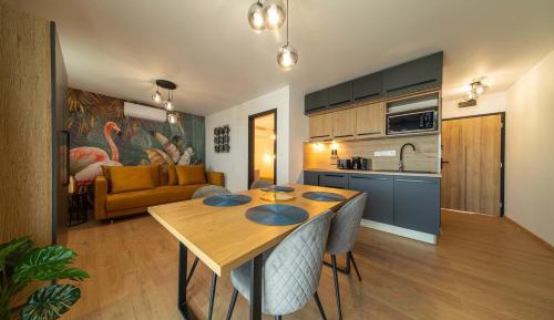 One-Bedroom Apartment with Sea View