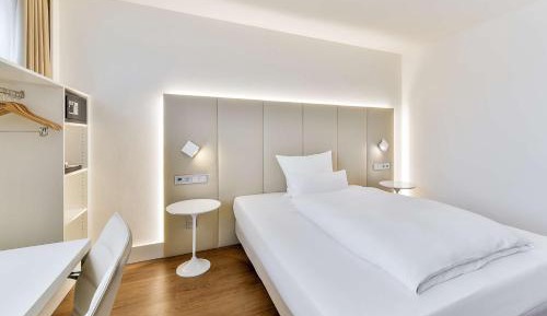 Standard Twin/Double Room