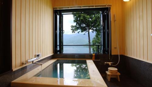 Japanese-Style Room with Beds with Lounge Access (over 13 years old) 