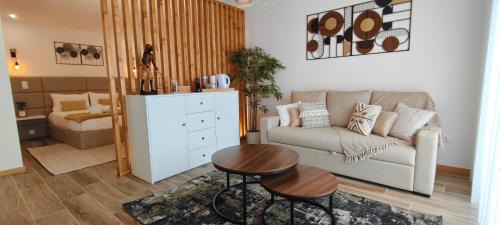 Queen Room with Pool View