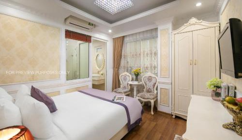 Queen Room