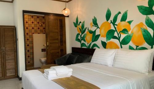 Deluxe Queen Room