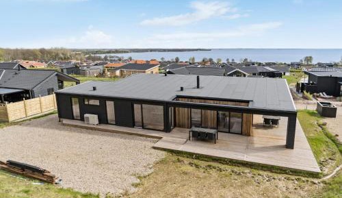 Four-Bedroom Holiday Home